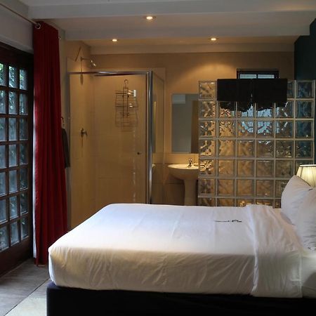 Lucky Bean Guesthouse ヨハネスブルグ エクステリア 写真