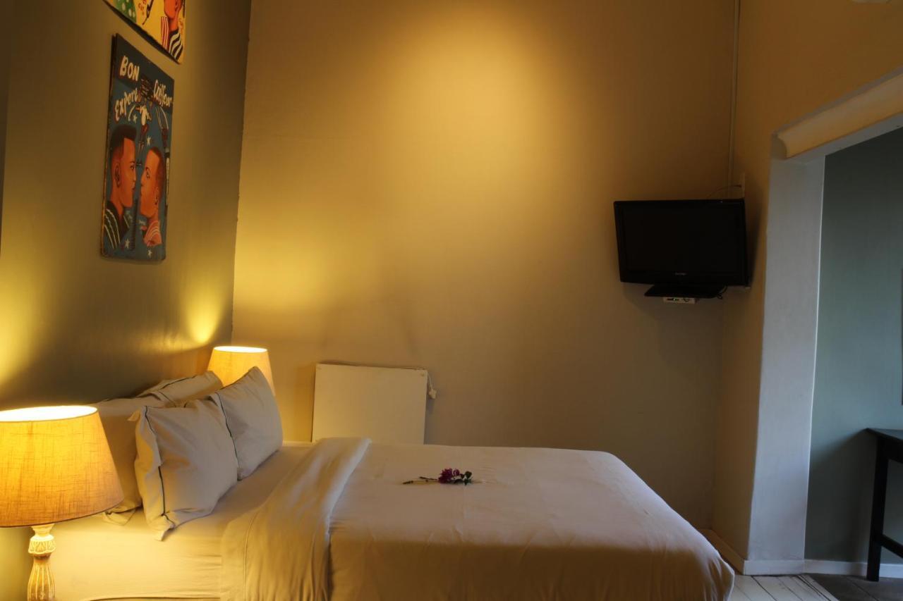 Lucky Bean Guesthouse ヨハネスブルグ エクステリア 写真