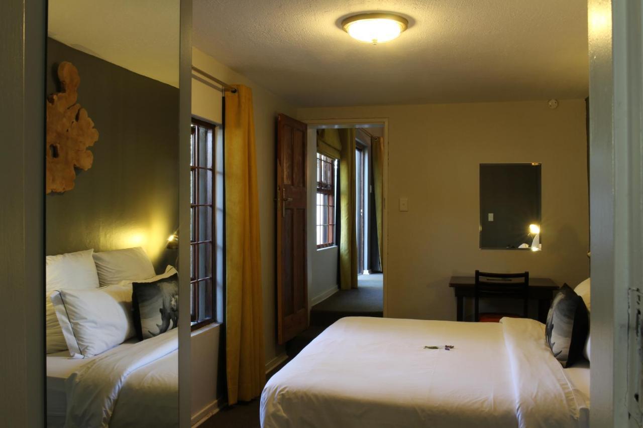 Lucky Bean Guesthouse ヨハネスブルグ エクステリア 写真